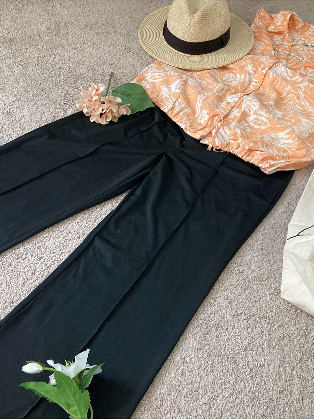 SHEIN Black Wide-Leg Trousers